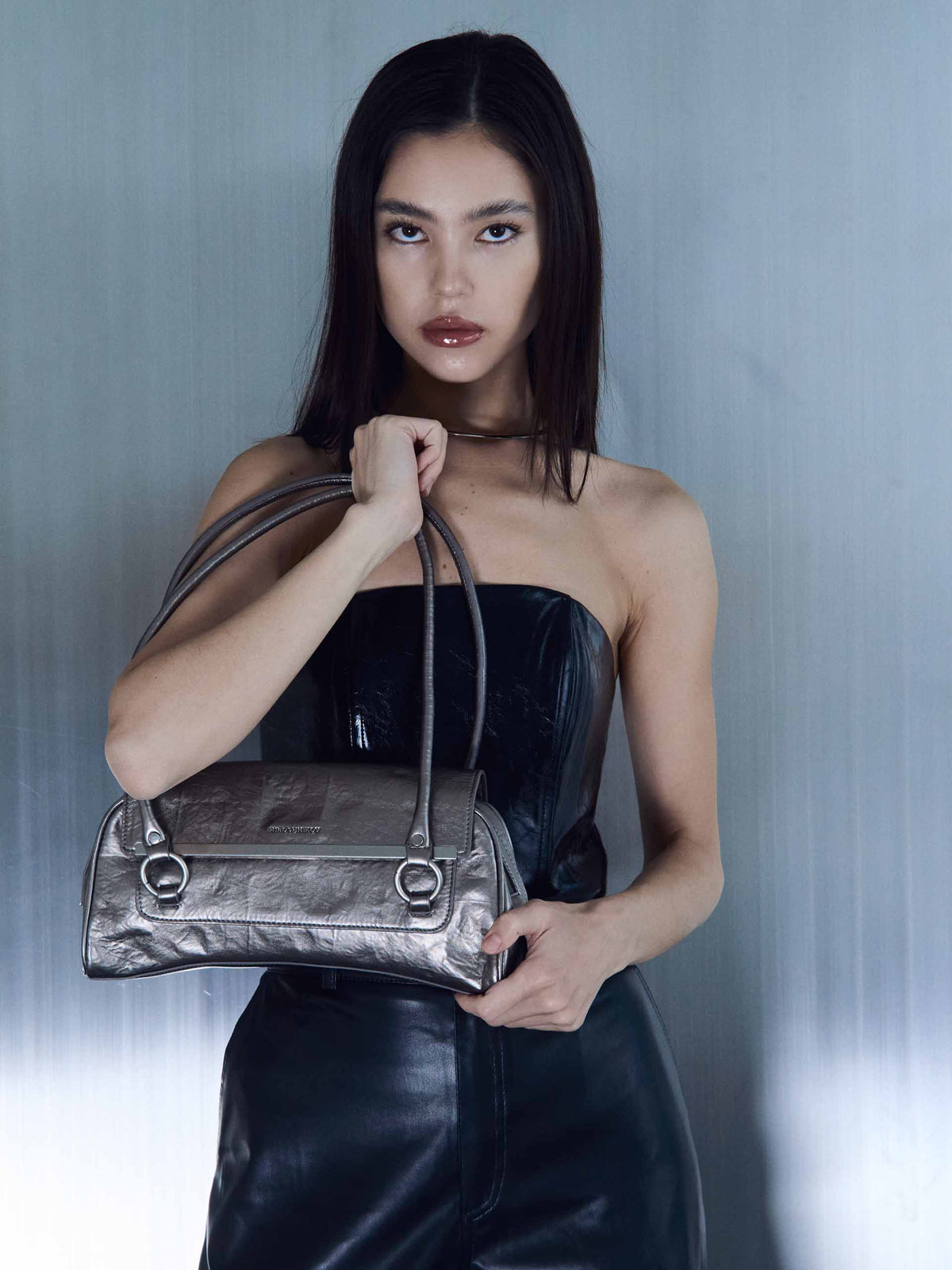 Baguette Shoulder Bag bronze